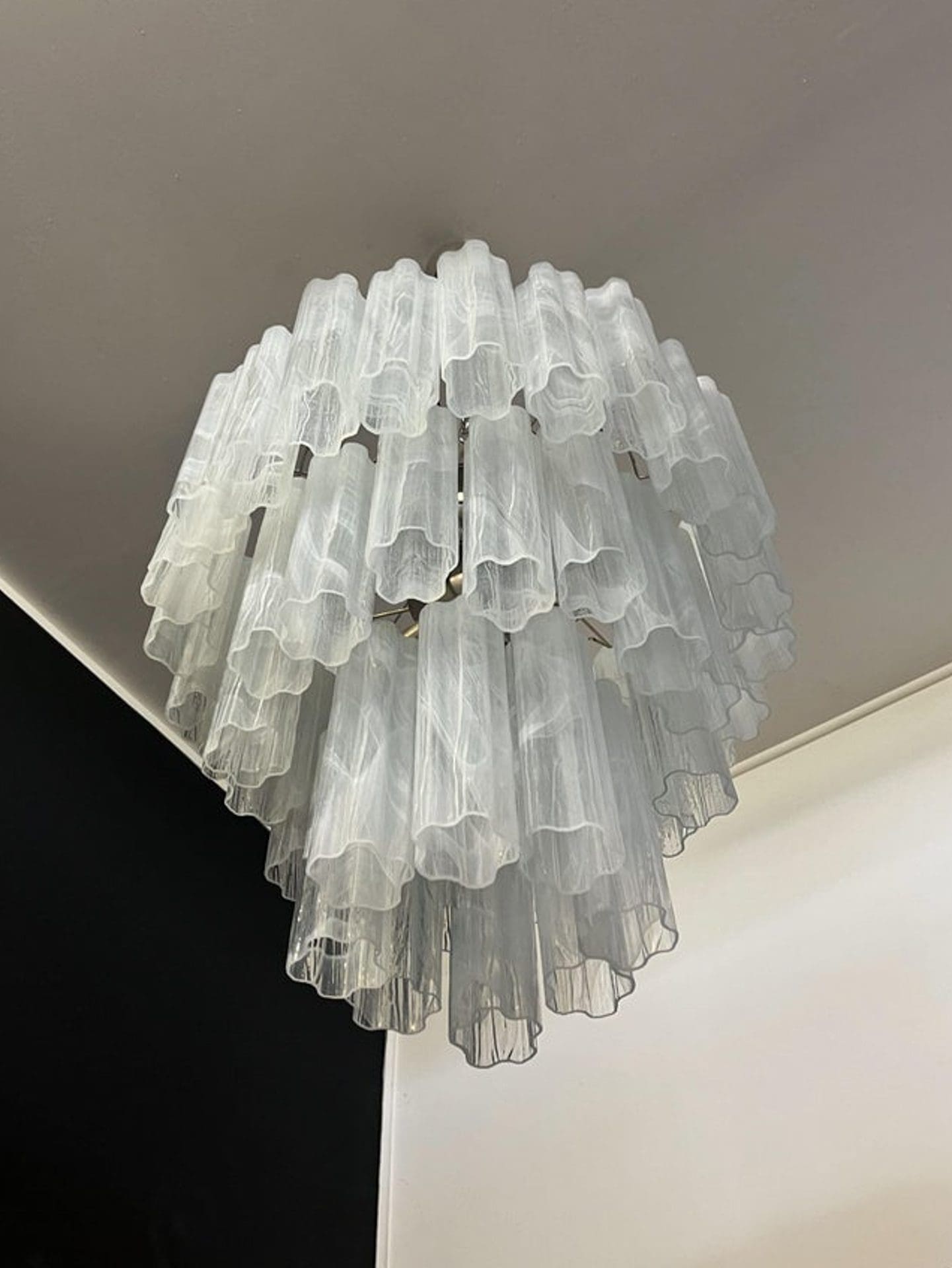 Murano Chandelier – 48 tubes – Alabaster White - orvaliadecor